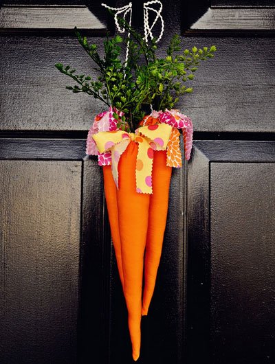 Click-Pic-for-25-DIY-Easter-Decorations-for-the-Home-Carrot-Door-Hanger-xyx