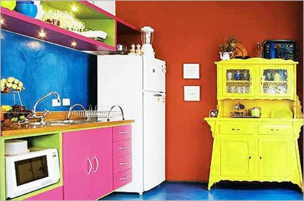 Colorful-Kitchen-Design-Ideas-bright-crazy-colored-kitchen