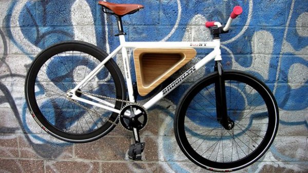 07_BikeHang_620x350