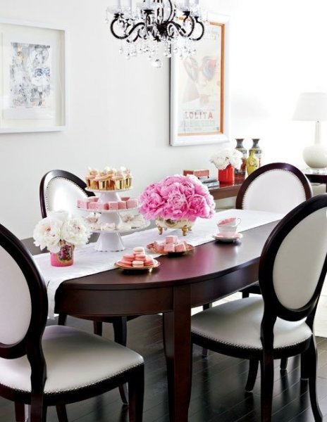 Feminine-Dining-Room-Interior-Design-Ideas-LaurieFlower-011