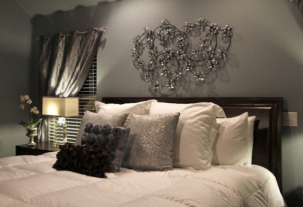 adult-romantic-bedroom-decoration-decorative-silver-white-cushions-original-wall-decoration-white-bed-linen