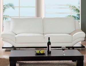 elegant-leather-sofa-white-leather-YPG4o-600x462